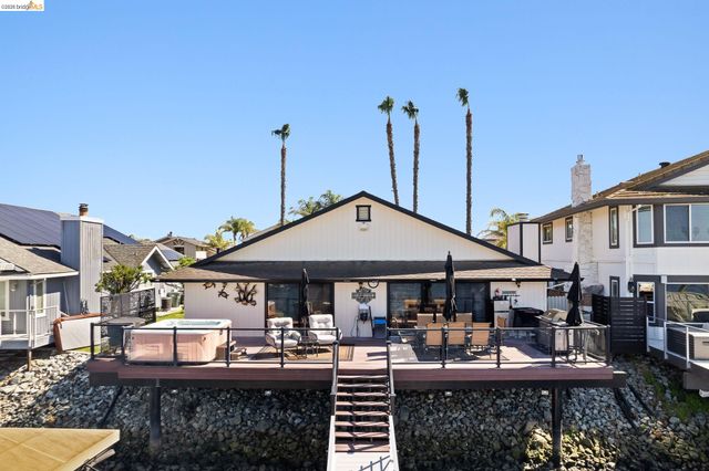 5621 Starboard Dr, Discovery Bay, CA 94505