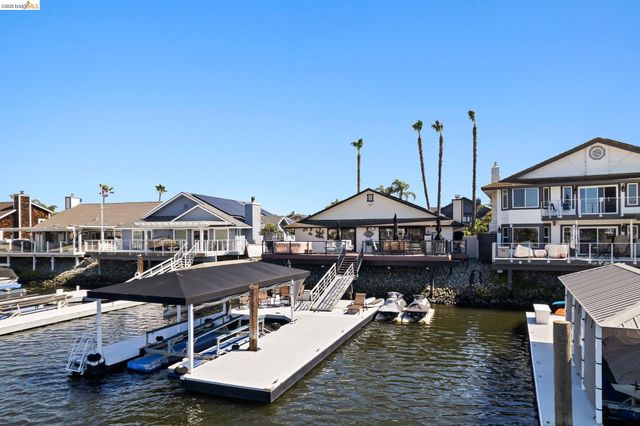 5621 Starboard Dr, Discovery Bay, CA 94505