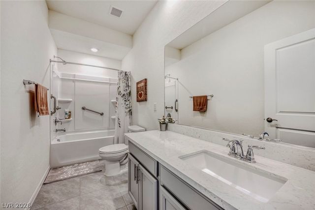 10594 Skye Arroyo Avenue, Las Vegas, NV 89166