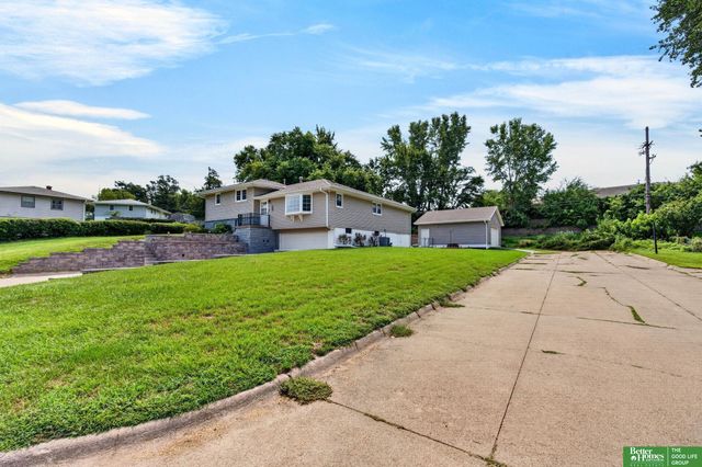 6115 Kansas Avenue, Omaha, NE 68104