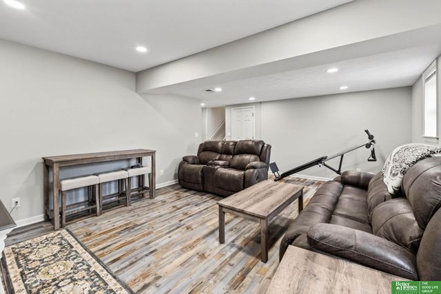 6115 Kansas Avenue, Omaha, NE 68104