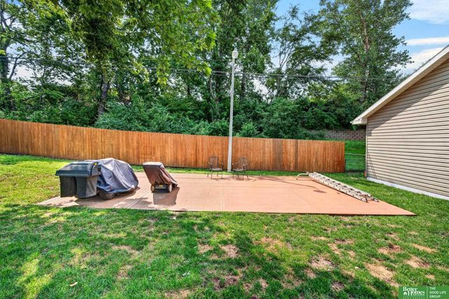 6115 Kansas Avenue, Omaha, NE 68104