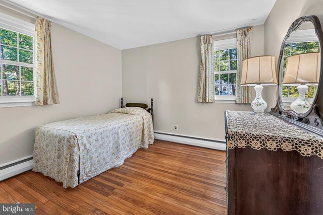 209 CRUMP RD, Exton, PA 19341