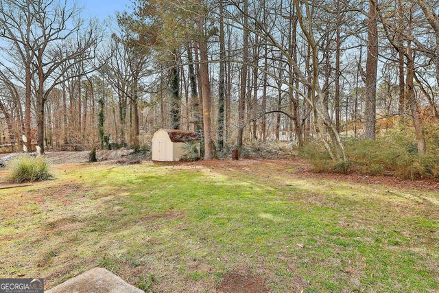 8039 Woods Lane, Jonesboro, GA 30236