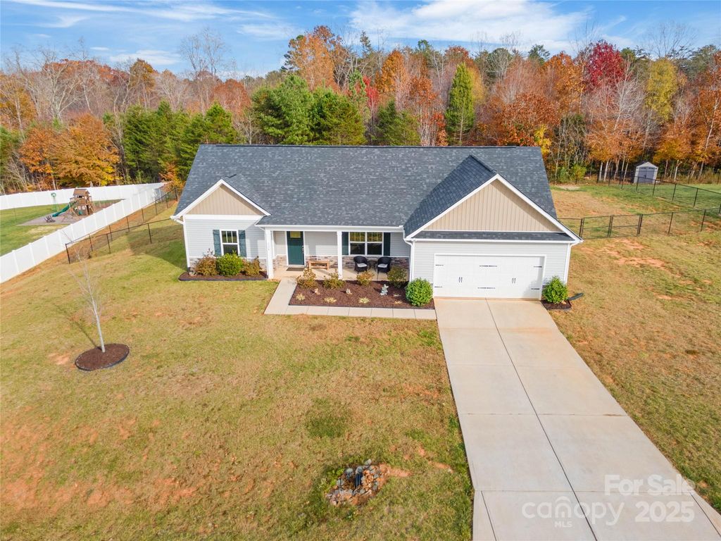 536 Amanda Faith Lane, Mount Holly, NC 28120
