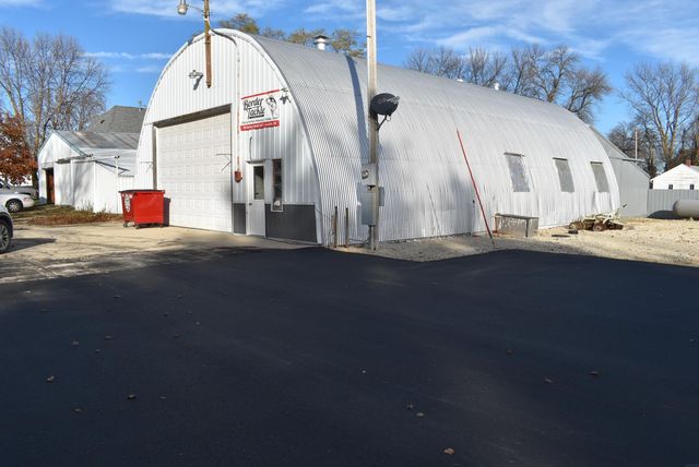 120 &160 N Hunt Street, Mitchell, IA 50461