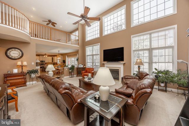 812 E KENNEDY RD, North Wales, PA 19454