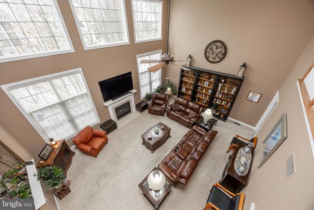 812 E KENNEDY RD, North Wales, PA 19454