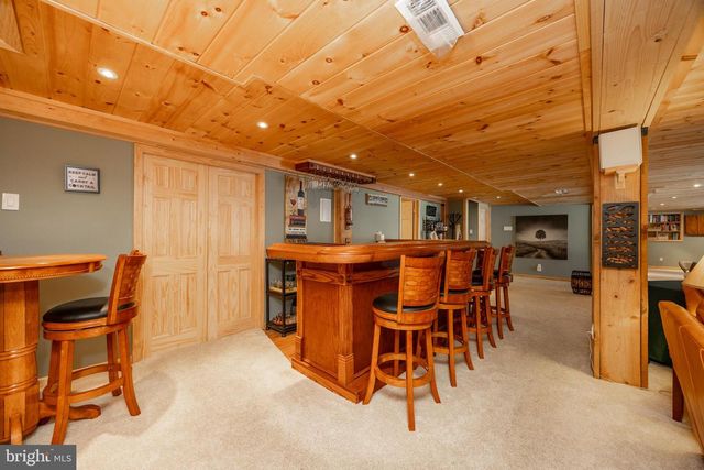 812 E KENNEDY RD, North Wales, PA 19454