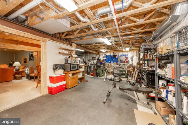 812 E KENNEDY RD, North Wales, PA 19454