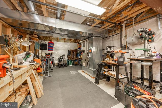 812 E KENNEDY RD, North Wales, PA 19454