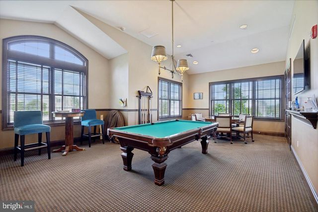 812 E KENNEDY RD, North Wales, PA 19454