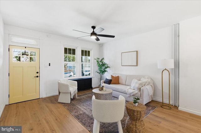 826 N PLUM ST, Lancaster, PA 17602