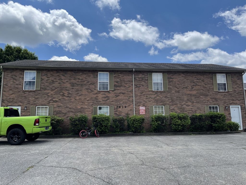 3839 Jockey Dr Apt C, Clarksville, TN 37042