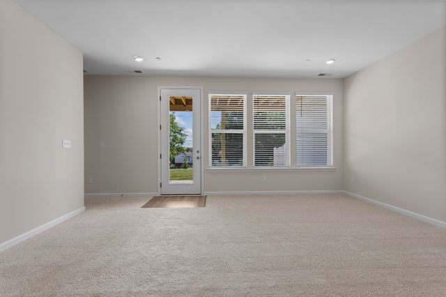 317 Buckwood Lane, N, Thompsons Station, TN 37179