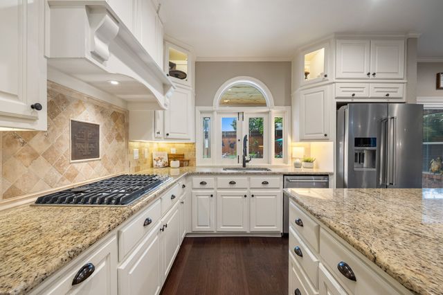 2300 Serenity Lane, Heath, TX 75032