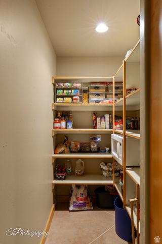 688 W SHINAVA DR, Ivins, UT 84738