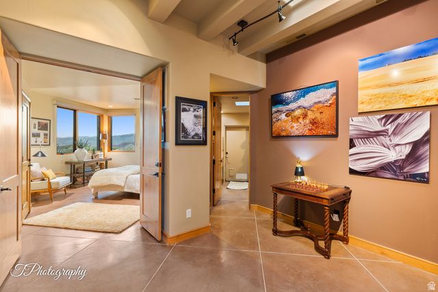 688 W SHINAVA DR, Ivins, UT 84738