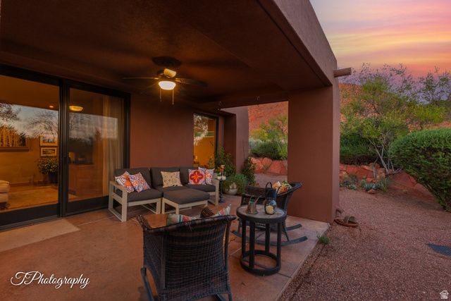 688 W SHINAVA DR, Ivins, UT 84738