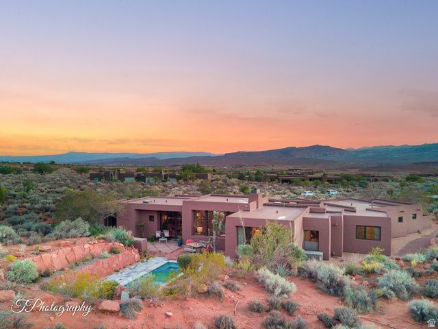 688 W SHINAVA DR, Ivins, UT 84738