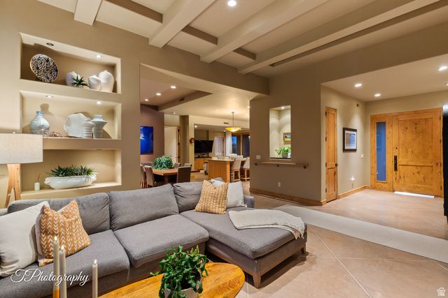 688 W SHINAVA DR, Ivins, UT 84738