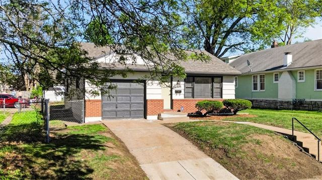 5503 Forest Avenue, Kansas City, MO 64110
