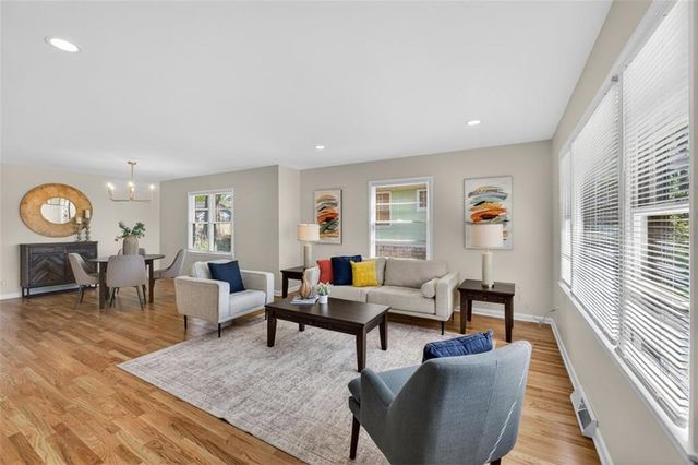 5503 Forest Avenue, Kansas City, MO 64110