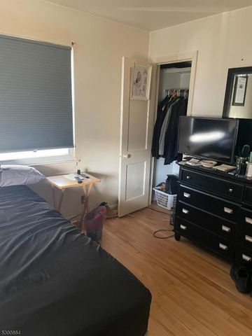 26 CROSBY, Paterson City, NJ 07502