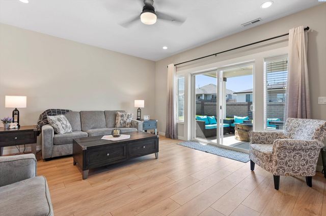 2573 Brodie Ln, Richland, WA 99352