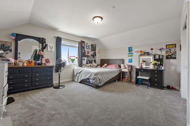 2573 Brodie Ln, Richland, WA 99352