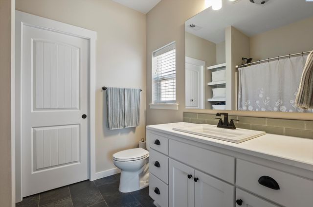 2573 Brodie Ln, Richland, WA 99352
