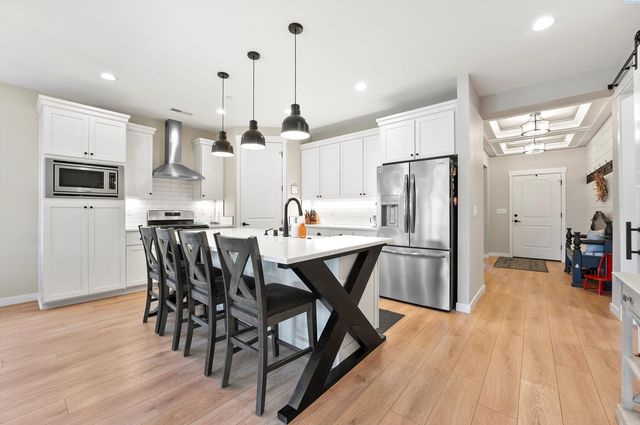 2573 Brodie Ln, Richland, WA 99352