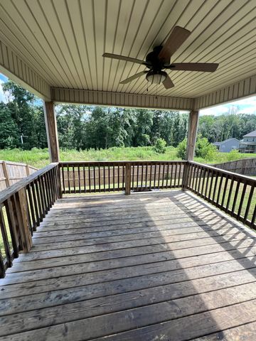 1012 Dublin Dr, Clarksville, TN 37042