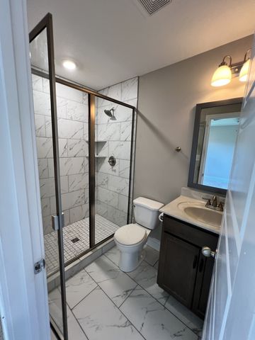 1012 Dublin Dr, Clarksville, TN 37042