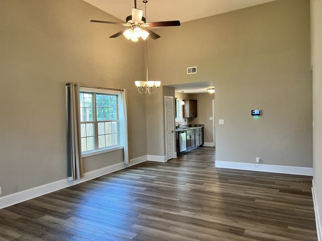 1012 Dublin Dr, Clarksville, TN 37042