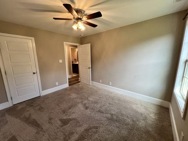 1012 Dublin Dr, Clarksville, TN 37042