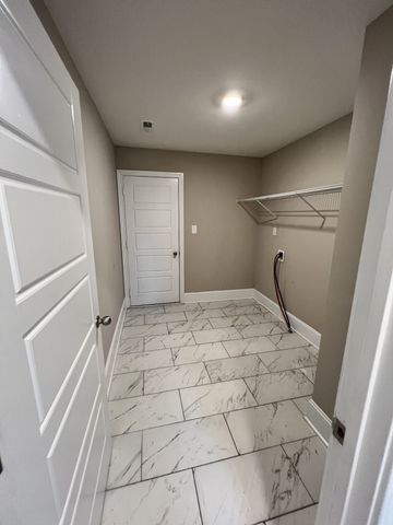 1012 Dublin Dr, Clarksville, TN 37042