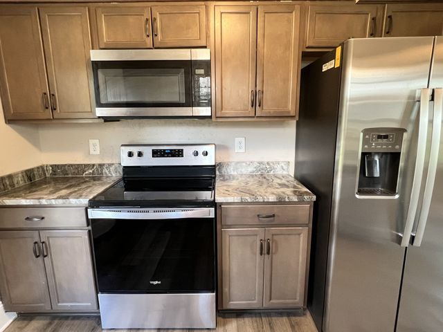 1012 Dublin Dr, Clarksville, TN 37042