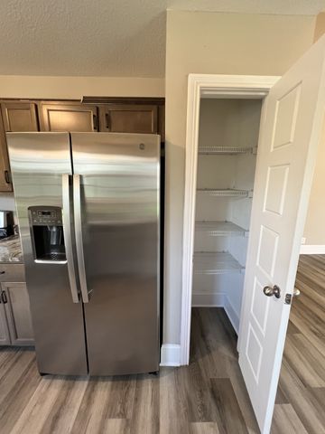 1012 Dublin Dr, Clarksville, TN 37042