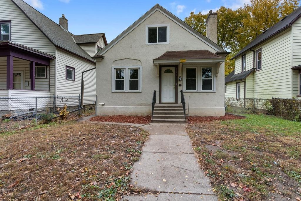 2954 Russell Avenue N, Minneapolis, MN 55411