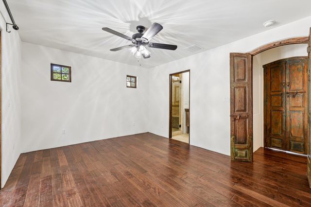 2706 Pearce RD, Austin, TX 78730