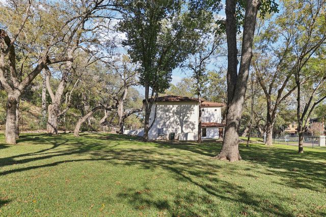 2706 Pearce RD, Austin, TX 78730