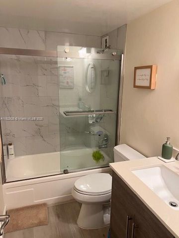 1865 79th St Cswy 10C, North Bay Village, FL 33141