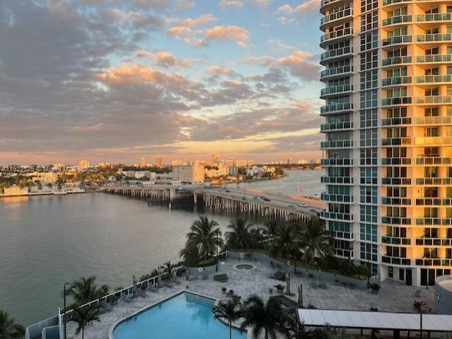 1865 79th St Cswy 10C, North Bay Village, FL 33141