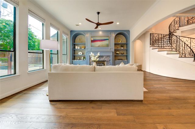 1403 Wakefield Drive, Houston, TX 77018