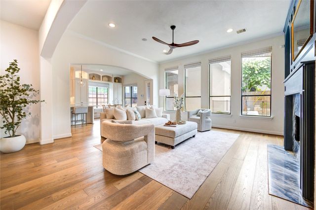 1403 Wakefield Drive, Houston, TX 77018