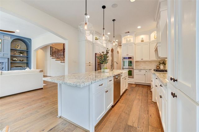 1403 Wakefield Drive, Houston, TX 77018