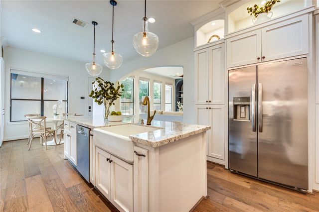 1403 Wakefield Drive, Houston, TX 77018