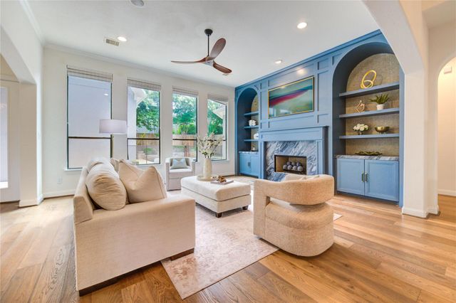 1403 Wakefield Drive, Houston, TX 77018