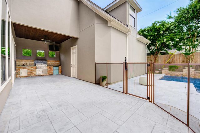 1403 Wakefield Drive, Houston, TX 77018